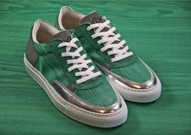 nat-2 Wood green sneaker