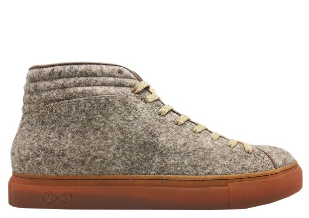 nat-2 milk greige gum