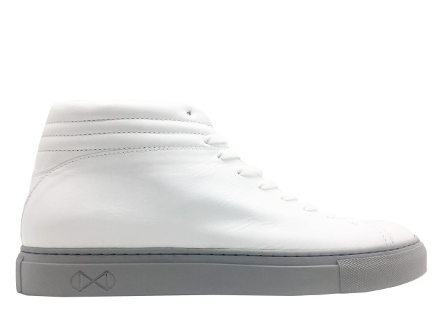 nat-2 sleek white grey kopie