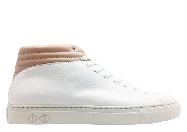 nat-2 sleek white rose kopie